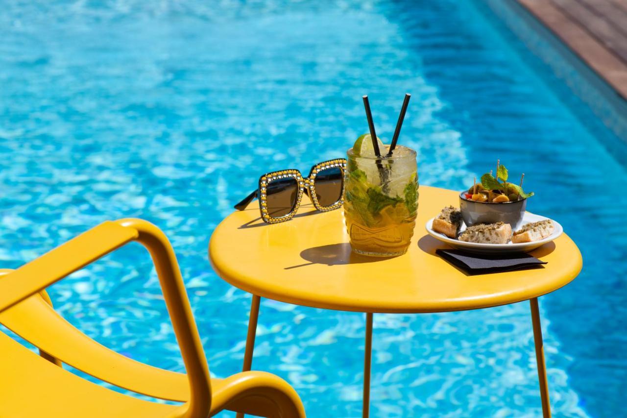 Mercure Hyeres Centre Cote D'Azur Exterior photo
