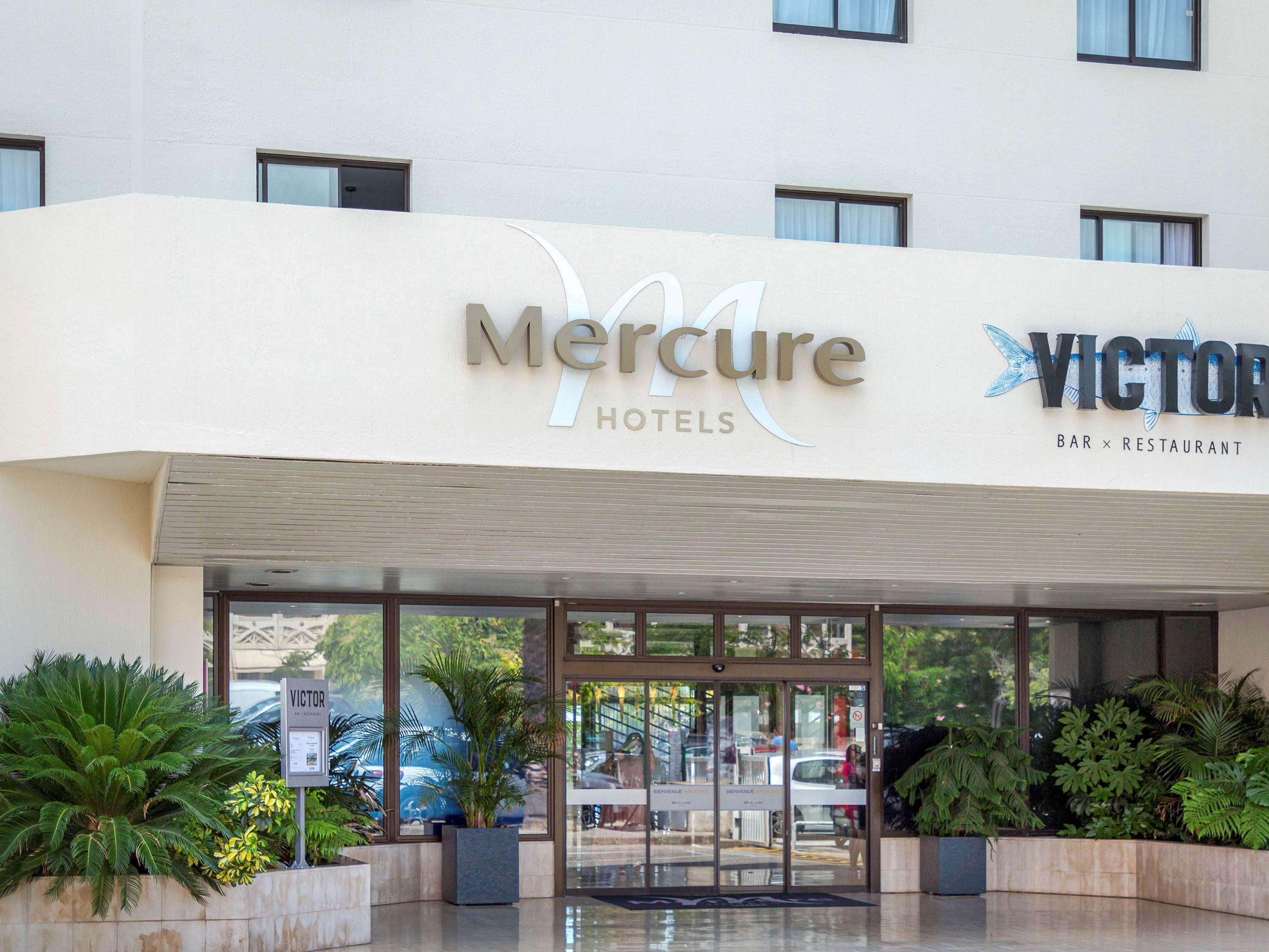 Mercure Hyeres Centre Cote D'Azur Exterior photo