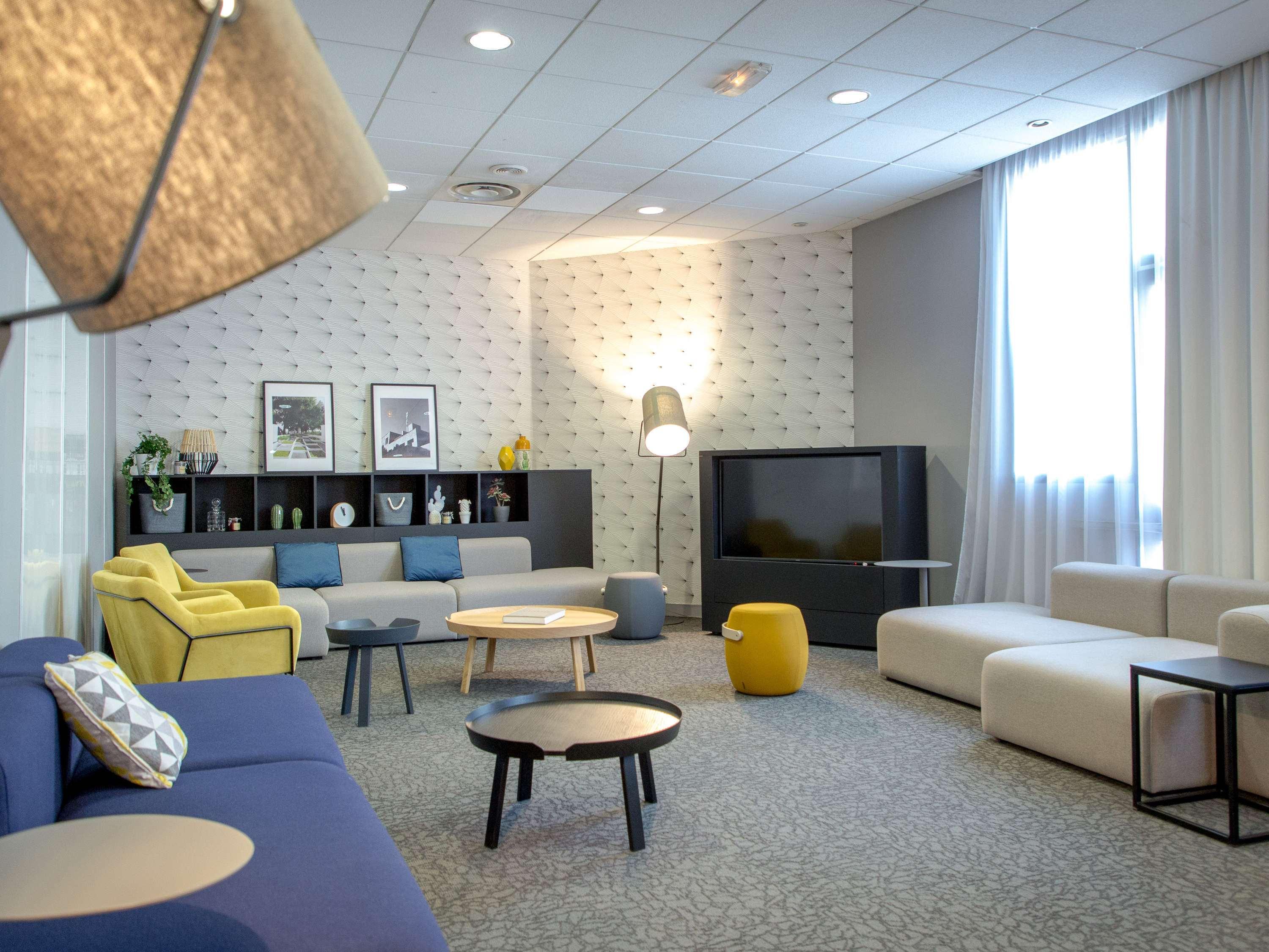 Mercure Hyeres Centre Cote D'Azur Exterior photo