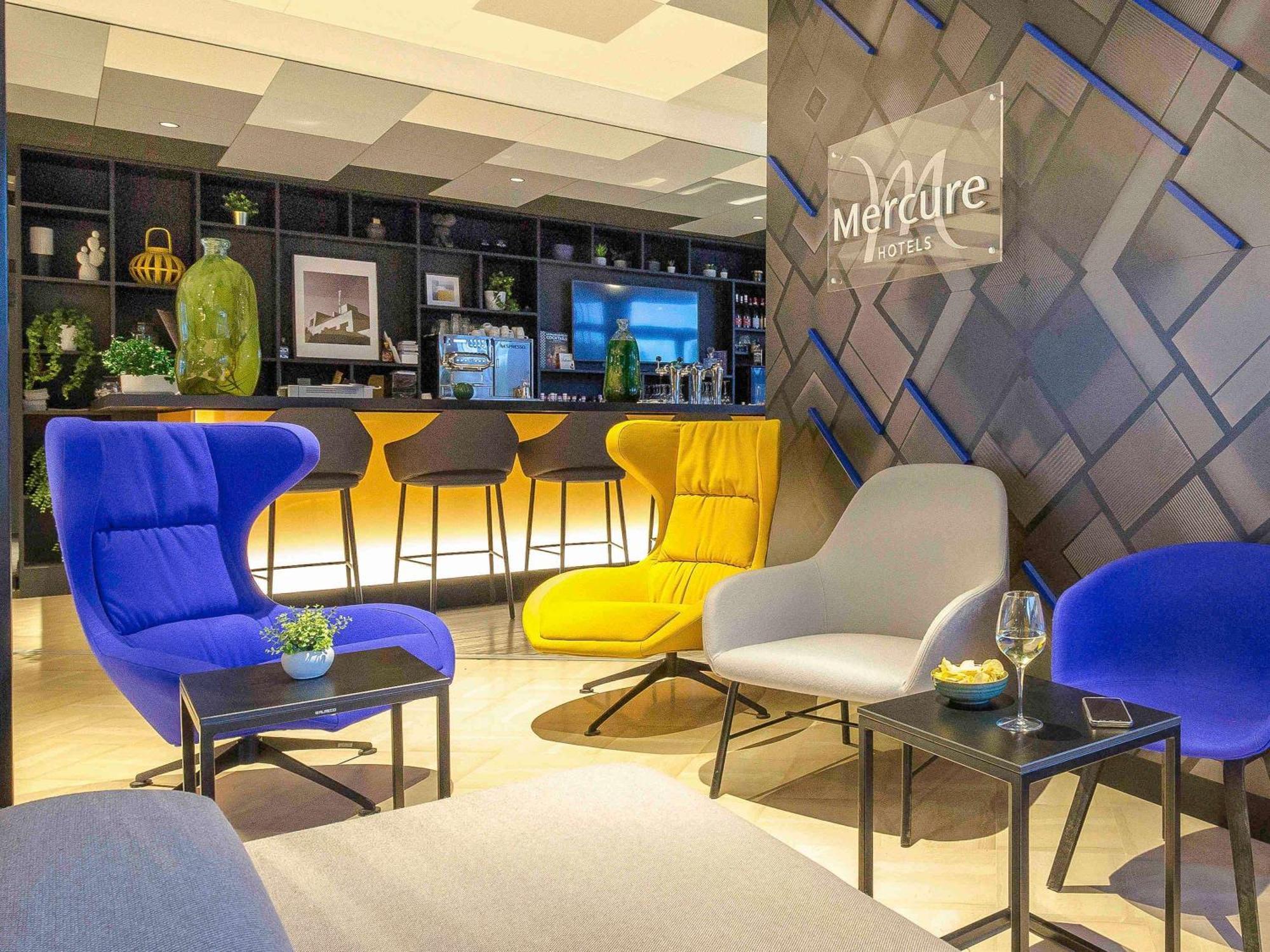 Mercure Hyeres Centre Cote D'Azur Exterior photo